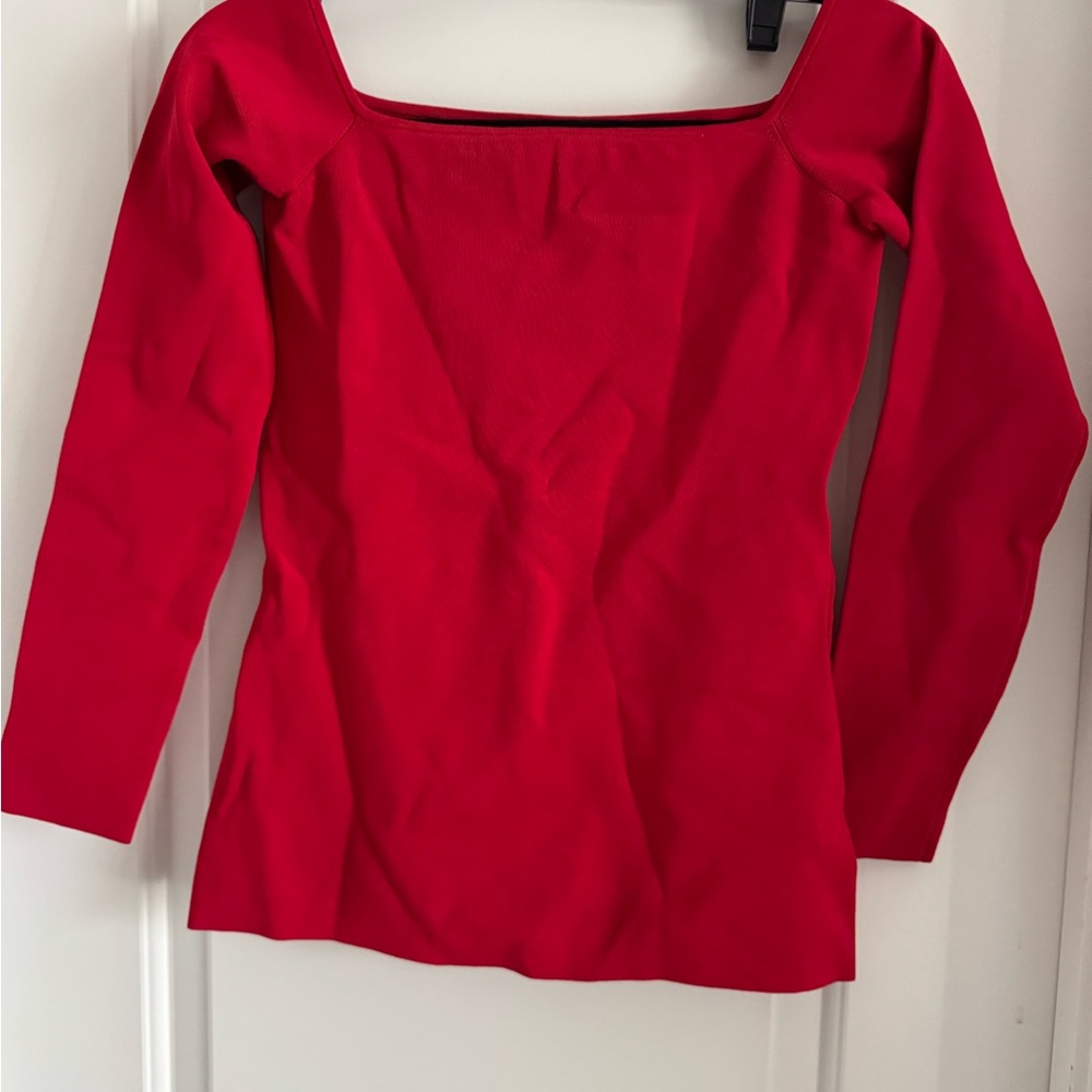 Elizabeth and James Red Fitted 3/4 Sleeve Blouse